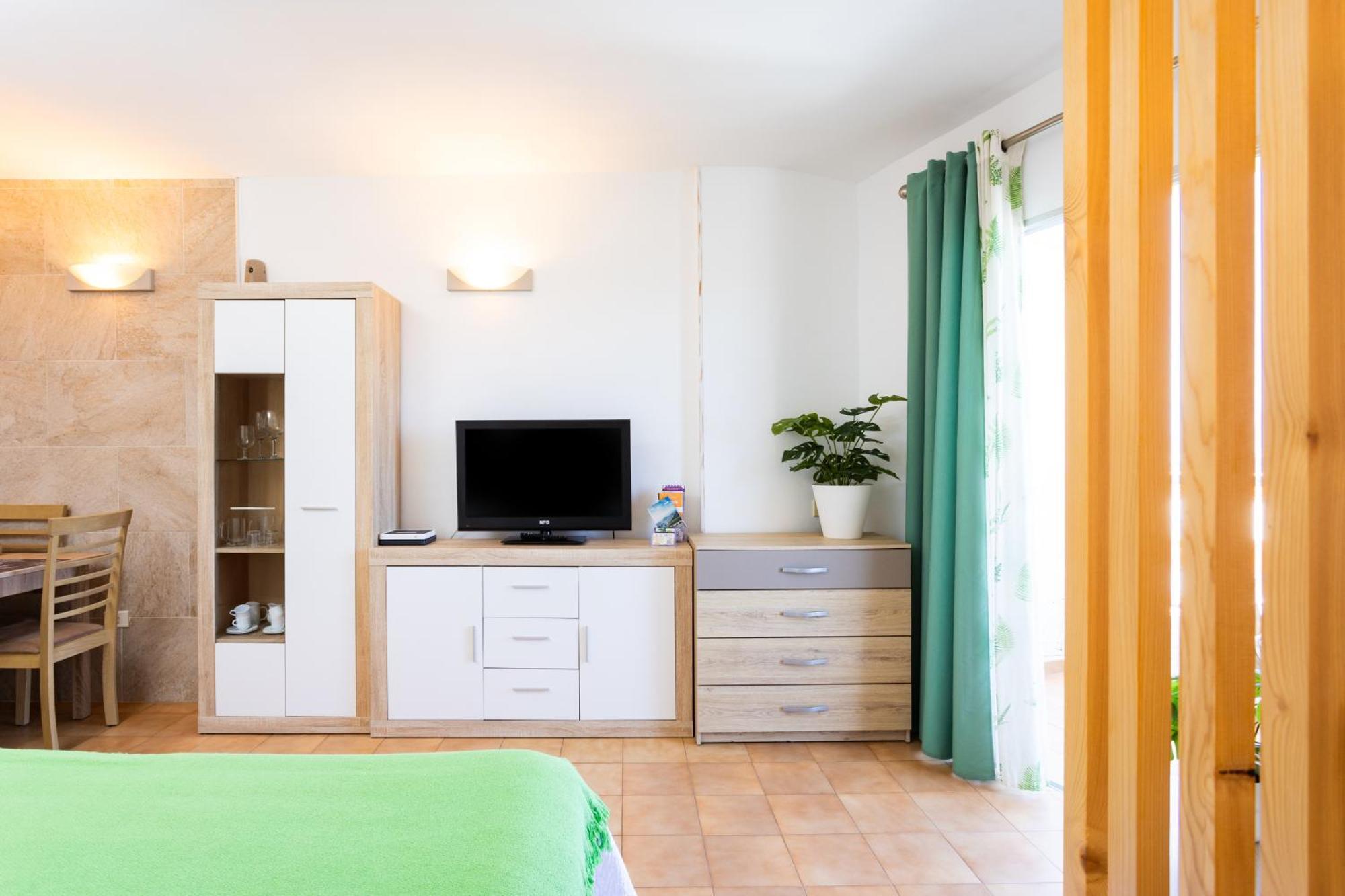 Cozy Seafront Studio With Balcony & Ocean Views San Marcos (Tenerife) Exterior foto